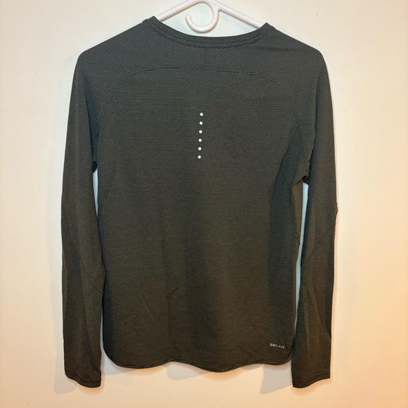 Nike | Long Sleeve Aero React Running Shirt - Dark Green ; Womens L - Picture 3 of 7